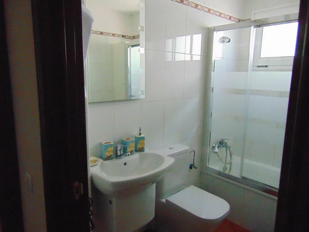 Apatamento Aeropuerto 1 Apartment Carrizal Екстериор снимка